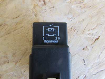 BMW Fan Relay Tyco 92079134